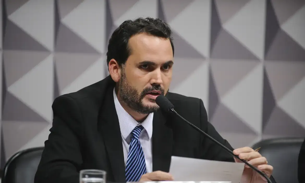 MEI: Governo avalia elevar teto para até R$ 140 mil ao ano