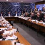 Câmara retira urgência de projeto e destrava pauta da Casa