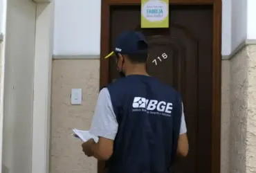 IBGE abre seleção com 1,4 mil vagas temporárias