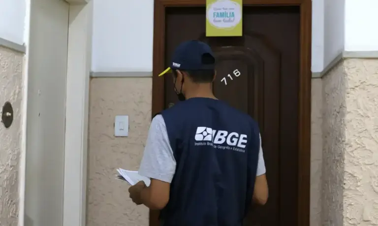 IBGE abre seleção com 1,4 mil vagas temporárias