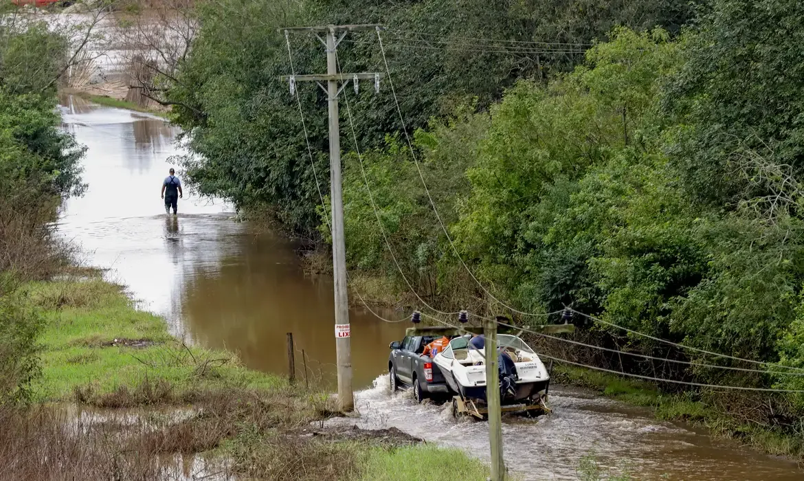 Inundações: Defesa Civil alerta para risco no norte do Rio Grande do Sul