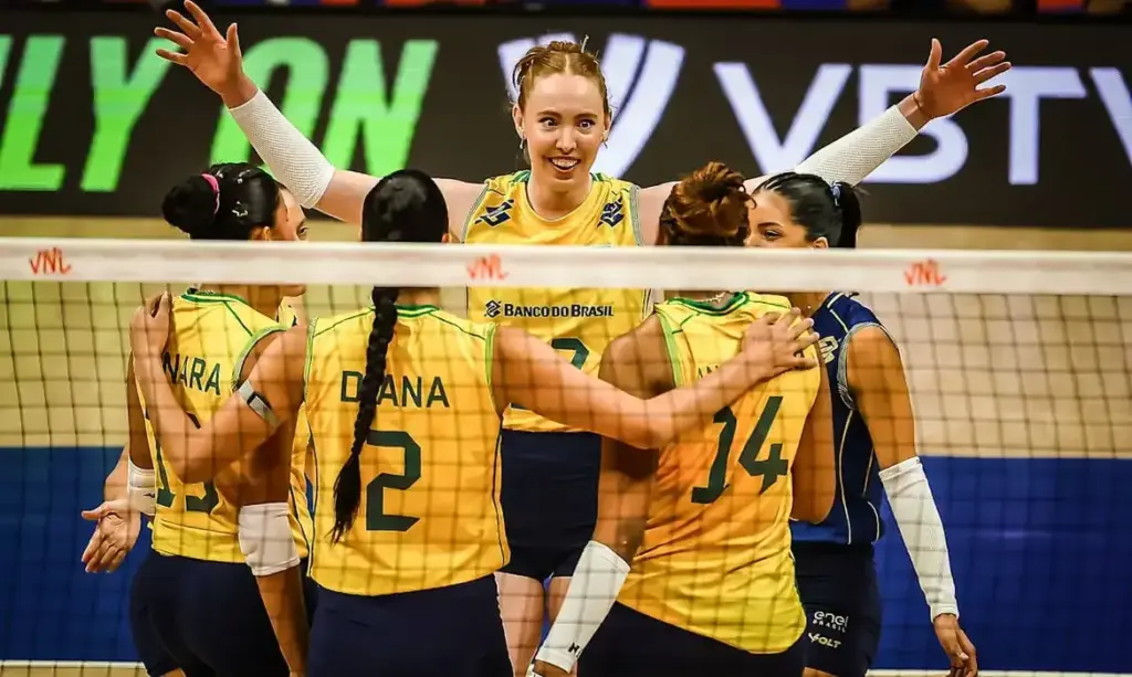 Brasil mantém liderança e invencibilidade na Liga Mundial de Vôlei