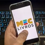 Plataforma do MEC amplia acesso a livros com 7,8 mil novas obras em inglês e espanhol