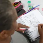 Analfabetismo recua no Brasil, mas ainda atinge 8,4 milhões de pessoas