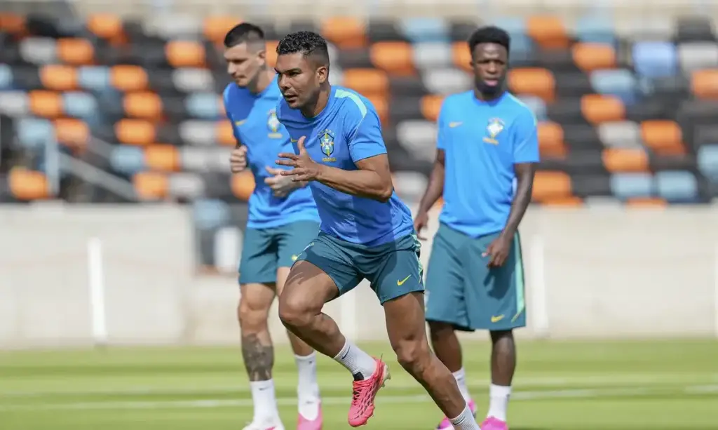 Brasil encerra preparação para enfrentar o Japão no mata-mata da Copa