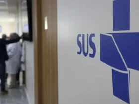 Vacina deve permanecer armazenada até nova decisão do Ministério da Saúde