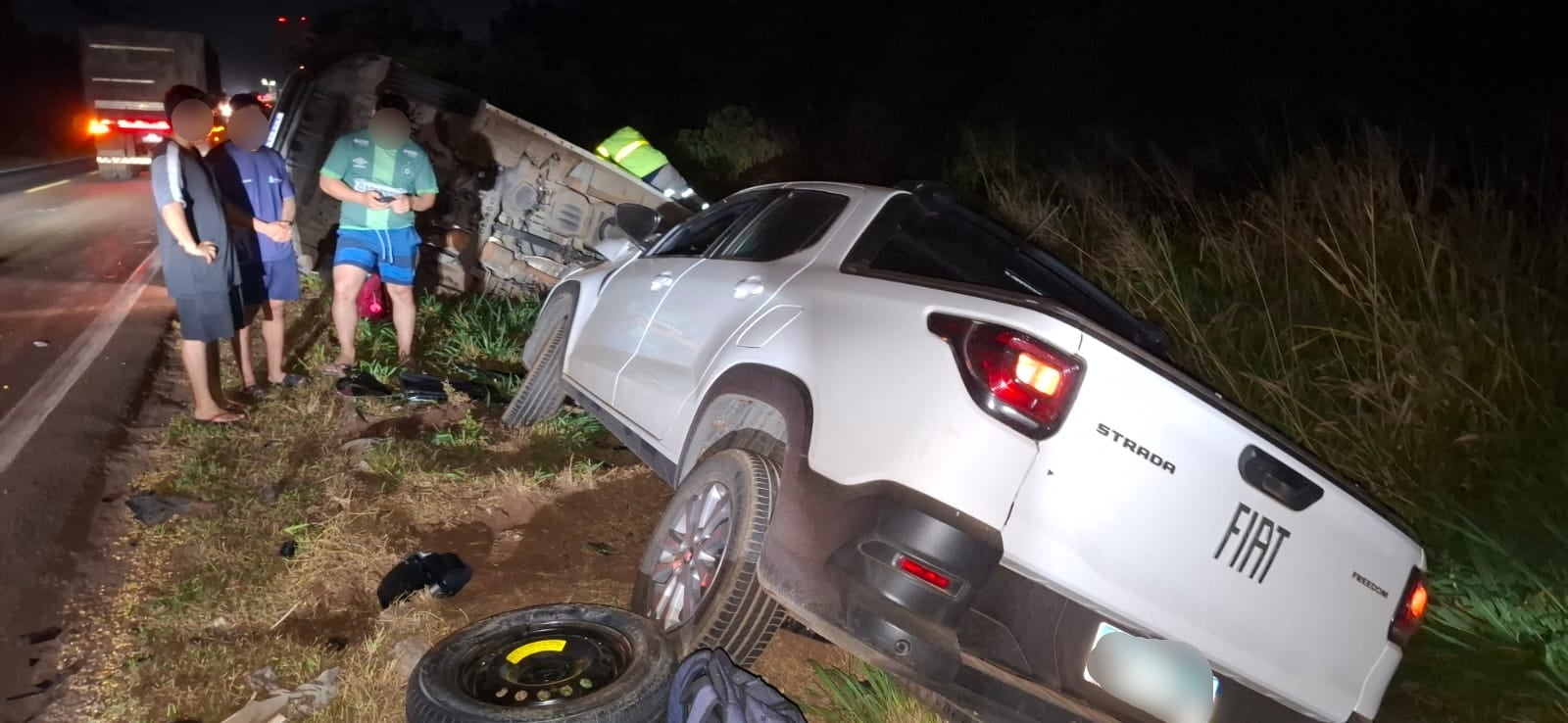 Acidente envolvendo três veículos é registrado na BR 163 em Lucas do Rio Verde, saída para Nova Mutum
