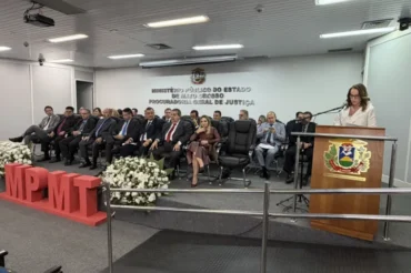 Ana Luiza Peterlini