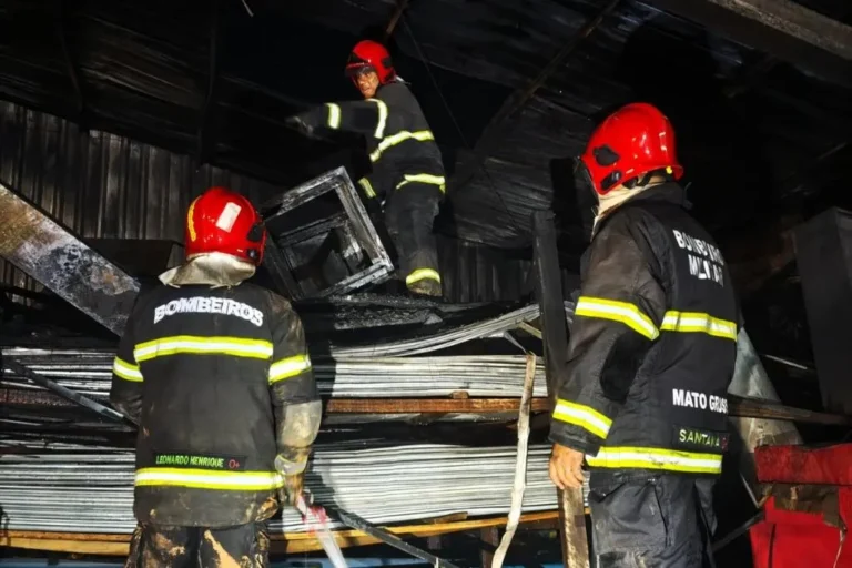 Incêndio em depósito comercial em Campo Verde é controlado pelo CBMMT