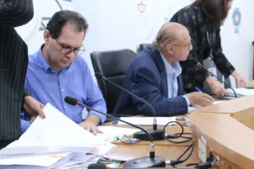 CCJRMT aprova 22 matérias e avança com fundo fiscal