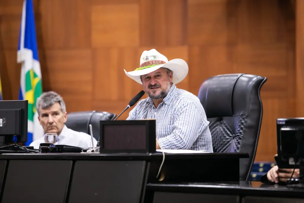 Gilberto Cattani apresenta PL para barrar passe livre exclusivo a egressos do sistema prisional em MT
