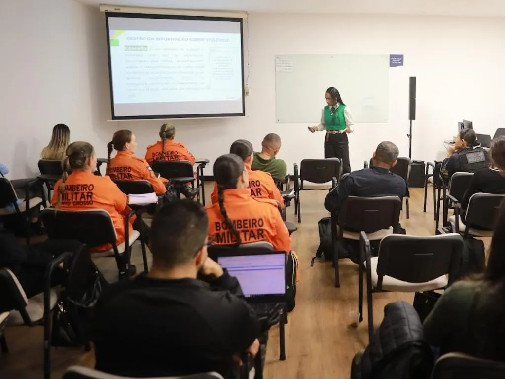Curso de Atendimento à Mulher em Situação de Violência fortalece rede de proteção em Mato Grosso