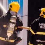 Resposta rápida: Bombeiros controlam fogo em cobertura de casa e evitam destruição de imóvel em Tangará