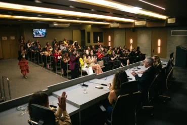 Capacitação amplia participação feminina na política