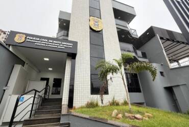 Foto da fachada da delegacia do idoso