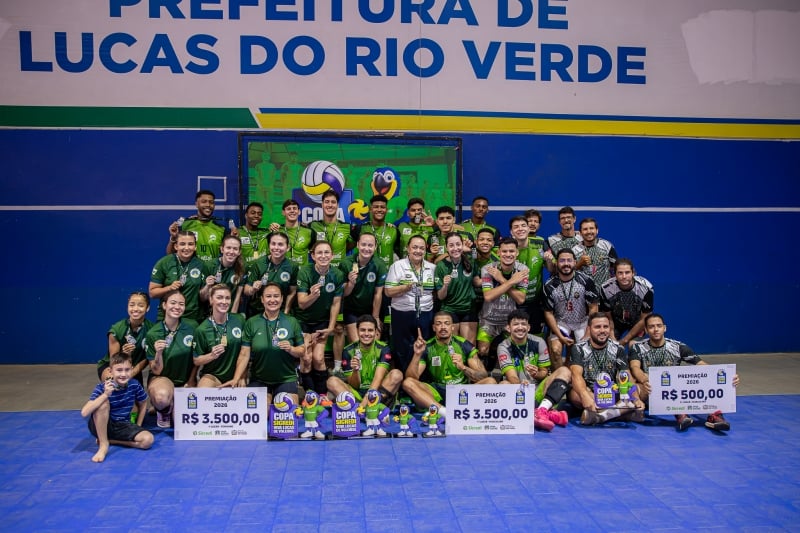 Dupla vitória em quadra: Lucas do Rio Verde é campeão no vôlei masculino e feminino na Copa Sicredi Viva Lucas de Vôlei