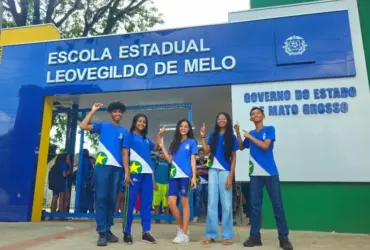 Escola Estadual recebe alunos da rede privada