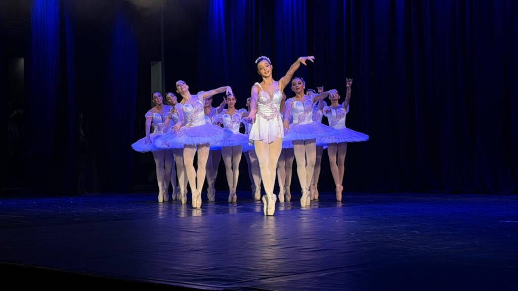 Cuiabá recebe espetáculo gratuito de “Lago dos Cisnes” com orquestra ao vivo e mais de 100 artistas em cena