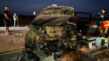 Grave colisão na Estrada da Morocó deixa dois motoristas feridos e mobiliza bombeiros de Lucas do Rio Verde