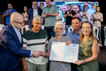 Regularização fundiária beneficia 325 famílias em Várzea Grande