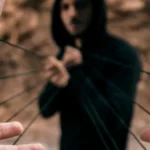 Manipulação: 5 signos do zodíaco que mentem por medo de perder você
