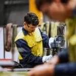 Indústria de Mato Grosso bate recorde: setor alcança 203,5 mil trabalhadores e fatura R$ 36,8 bilhões no PIB