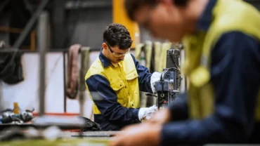 Indústria de Mato Grosso bate recorde: setor alcança 203,5 mil trabalhadores e fatura R$ 36,8 bilhões no PIB