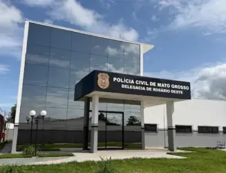 Polícia Civil prende mulher por receber transferência de assalto em Jangada
