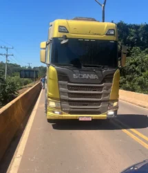 Polícia Militar recupera caminhão roubado em Carlinda e prende suspeito