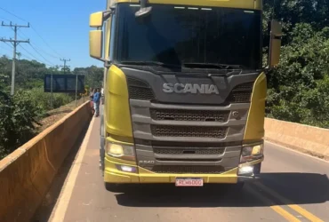 Polícia Militar recupera caminhão roubado em Carlinda e prende suspeito
