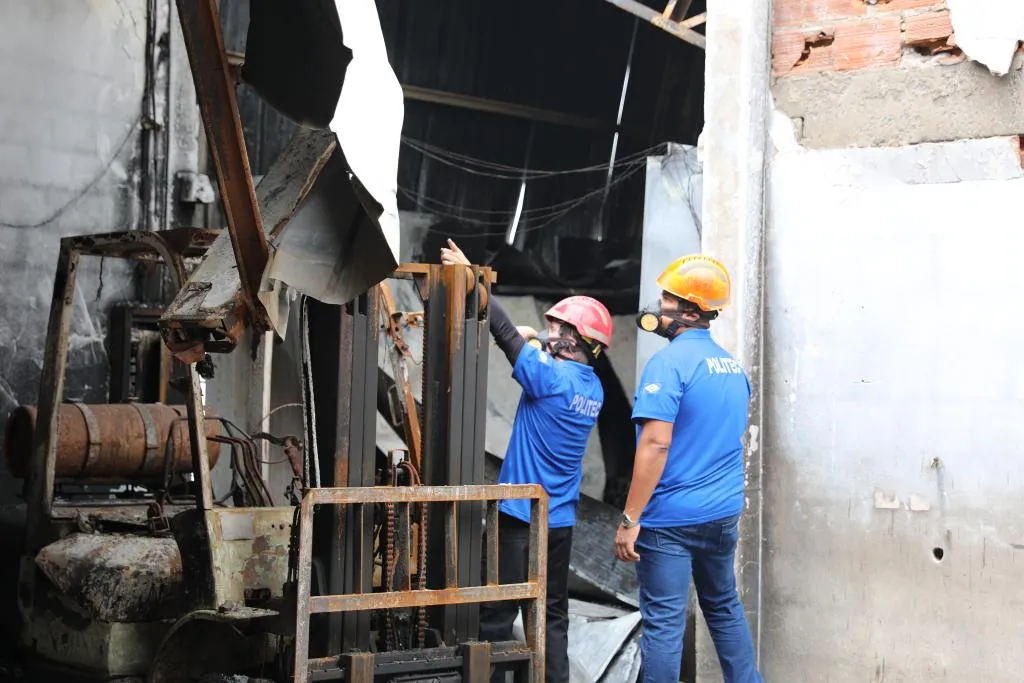 Laudo da Politec descarta crime e aponta falha em câmara fria como causa de incêndio na Educação de VG