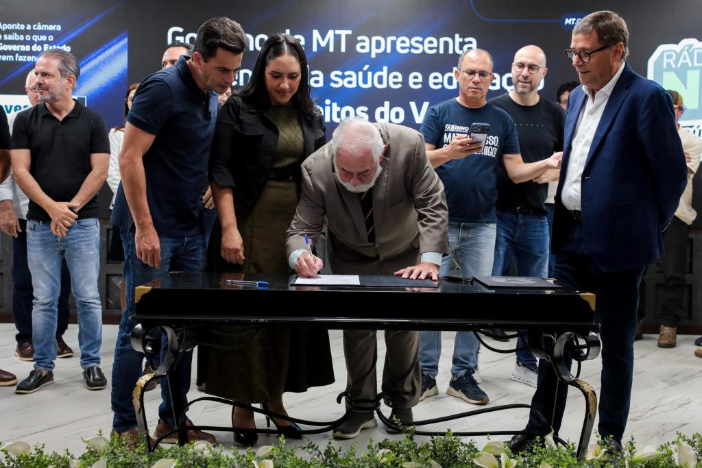Governo de MT firma convênios de R$ 30 milhões para obras no Vale do Rio Cuiabá