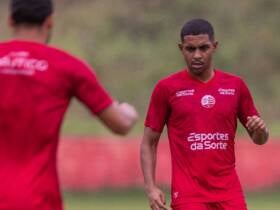 Náutico x Fortaleza: duelo quente nos Aflitos pode mexer na Série B. Imagem: Rafael Vieira CNC