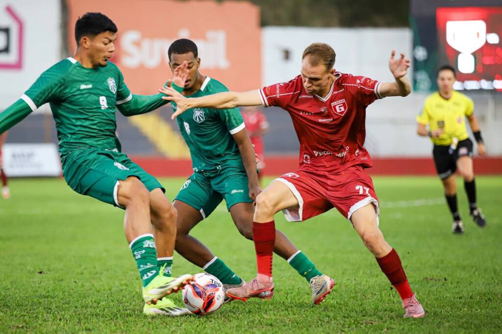 Caldense x Patrocinense: onde assistir ao vivo, horário e tudo sobre o duelo pelo Mineiro Módulo 2. Imagem: Renan Muniz/Caldense