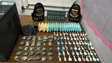 Tráfico de drogas em Cuiabá: Rotam detém dupla com entorpecentes