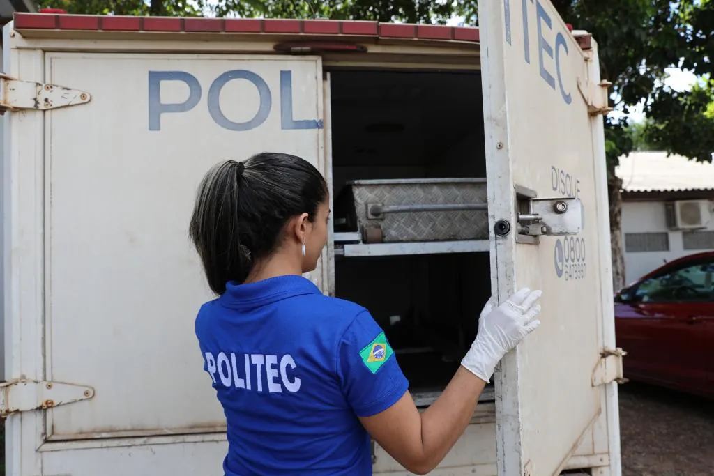 Governo de MT abre processo seletivo para técnicos em necropsia com salário de R$ 6,3 mil