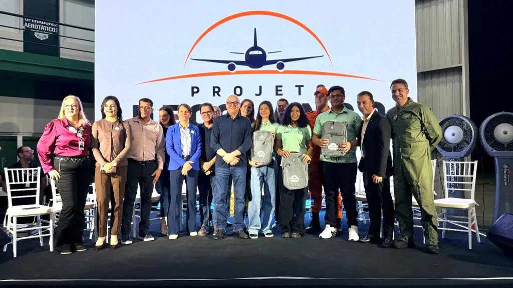 Programa Decolando: Governo de MT inicia curso gratuito de piloto de avião para 20 alunos da rede pública