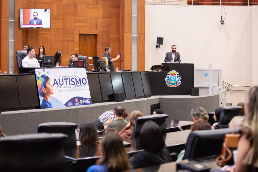Simpósio do autismo discute autonomia em Mato Grosso