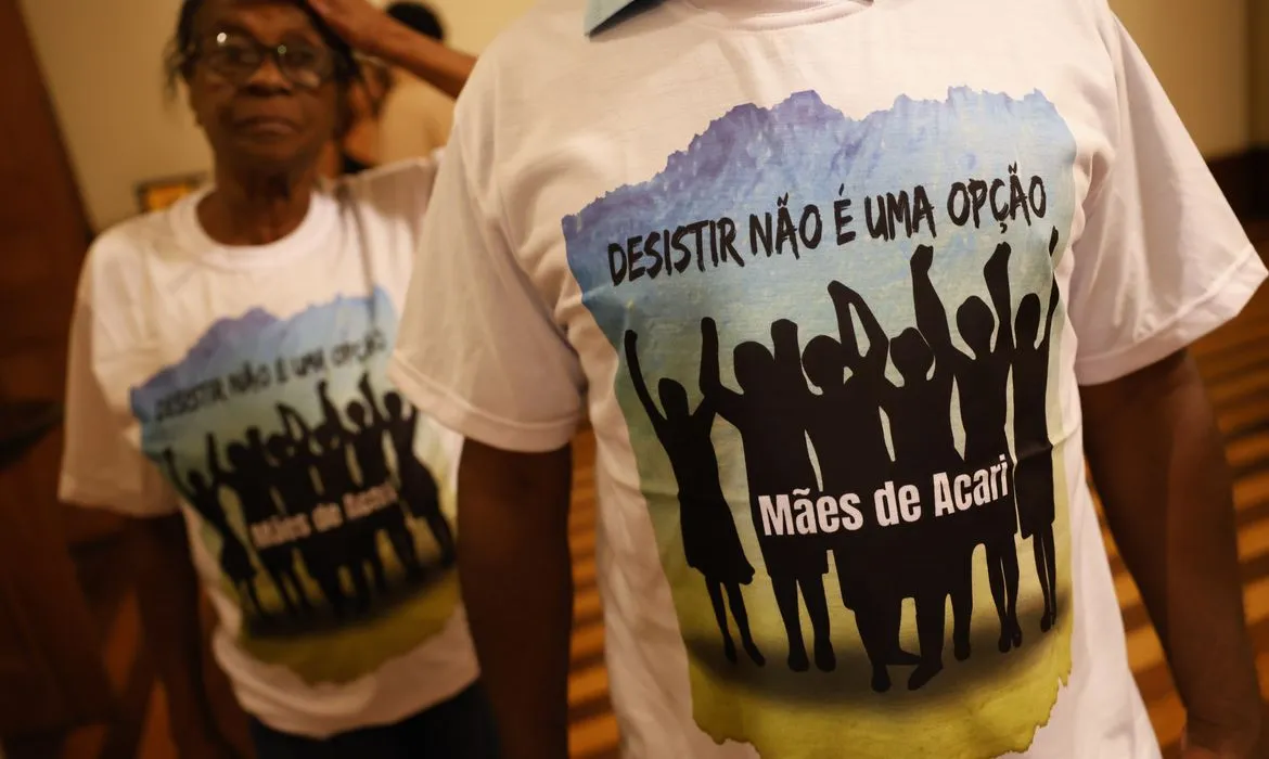 Acari: comissão aprova reparação para familiares das vítimas da chacina