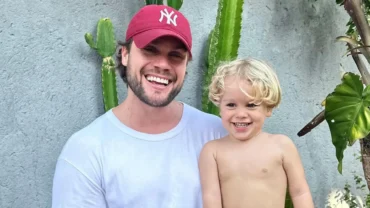 Breno Simões relata novo acidente com box de vidro após susto com filho Theo