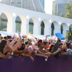 Parada defende maior representação LGBTQIA+ no Legislativo durante ato no Rio