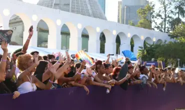 Parada defende maior representação LGBTQIA+ no Legislativo durante ato no Rio