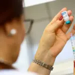 Sarampo: Ministério da Saúde recomenda vacinação de bebês após novos casos