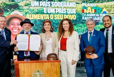 Alimento é a melhor arma de um país, diz Lula ao lançar Plano Safra