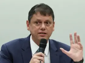 Tarcísio tem contas de 2025 aprovadas com ressalvas pelo TCE-SP