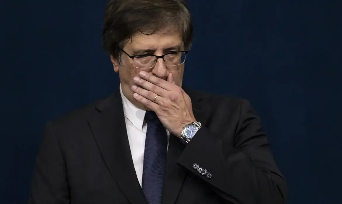 Bolsonaro: PGR não vê falta grave em caso de arma apreendida