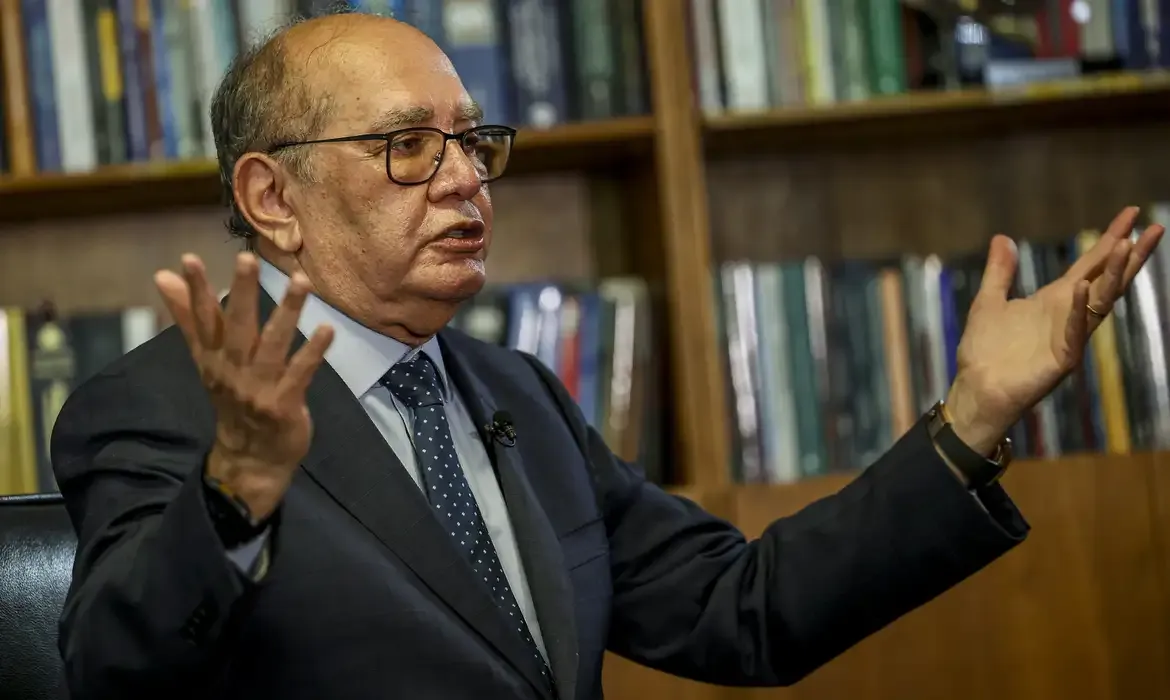 Congresso pode ter gastos barrados pelo STF, afirma Gilmar Mendes