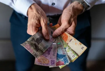 Signos revelam quem mais sofre com diferenças de riqueza no relacionamento