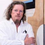 Marcus André morre aos 65 anos após abrir exposição em São Paulo