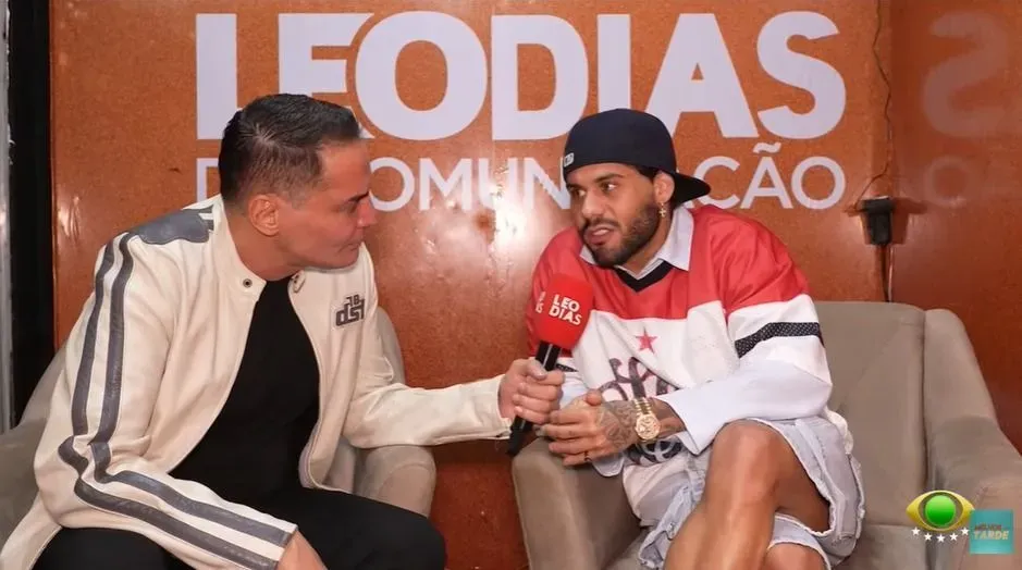 Zé Felipe ligação Virginia: cantor revela chamada após término com Vini Jr